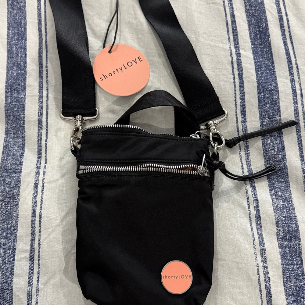 ShortyLOVE Shorthand Crossbody Bag - Picture 2 of 10